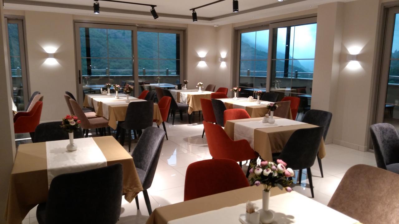 Voice Hotel Macka Buitenkant foto